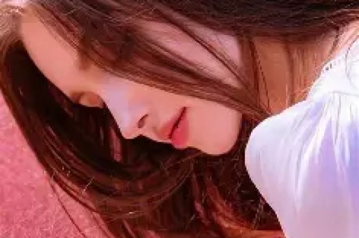 斗鱼女主播忘关摄像头私密画面流出！虚假人设彻底翻车