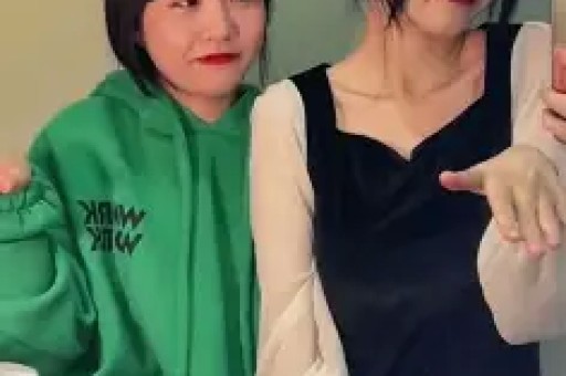 三山凌辉被曝出轨后毫不遮掩亲密姿态